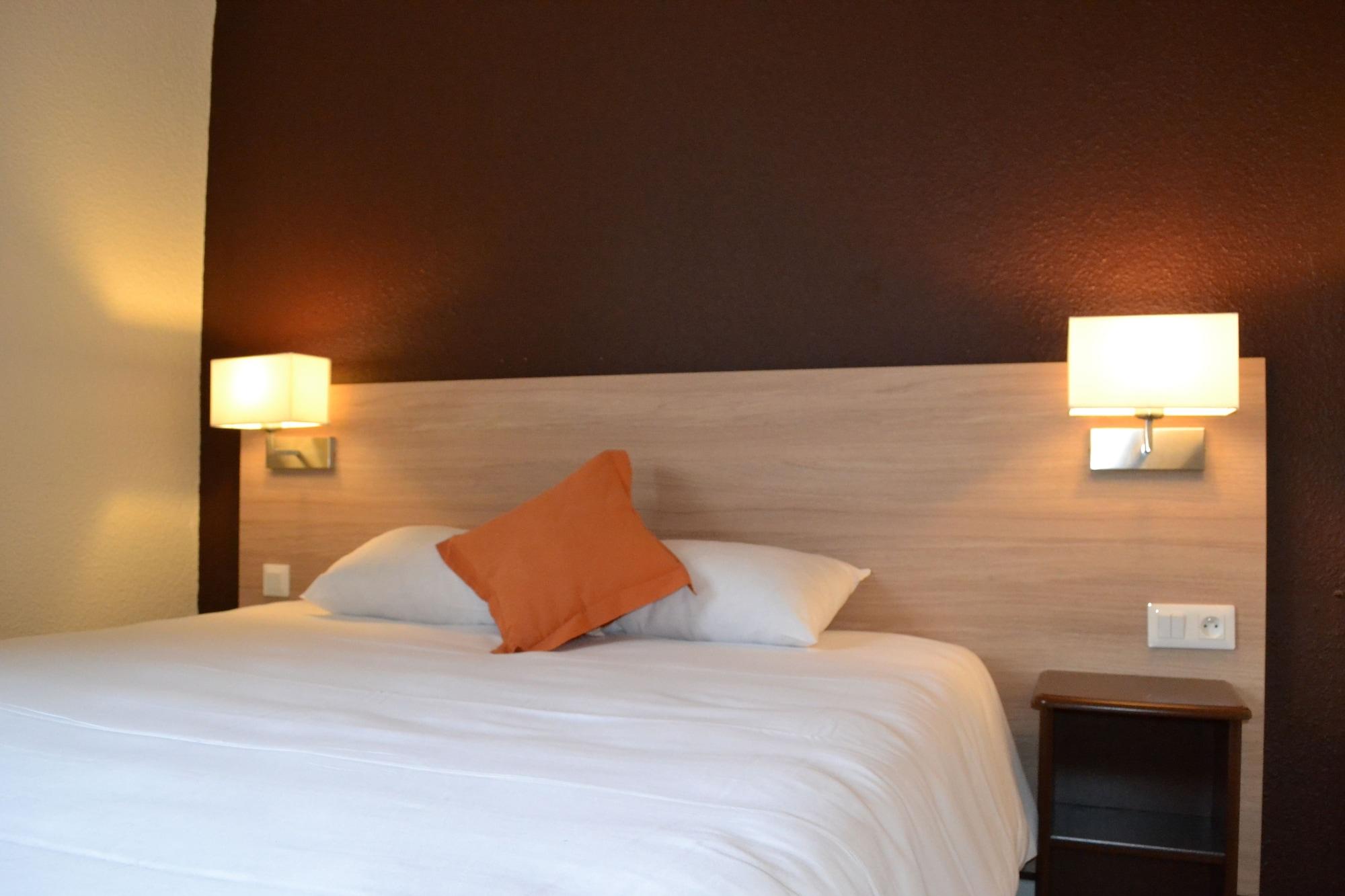 Brit Hotel Essentiel Tours Nord Εξωτερικό φωτογραφία