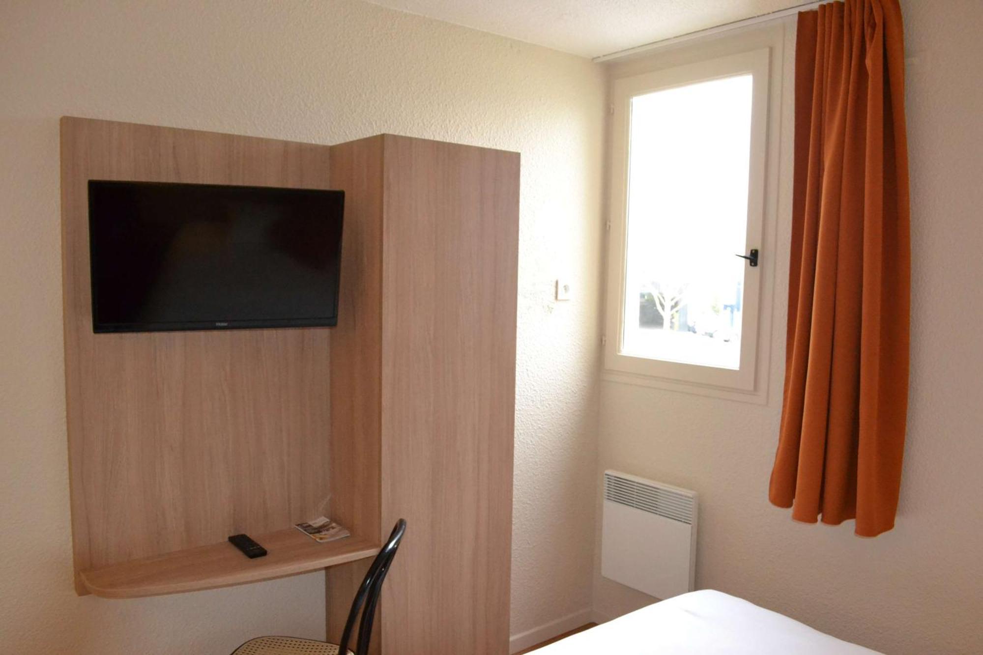 Brit Hotel Essentiel Tours Nord Εξωτερικό φωτογραφία