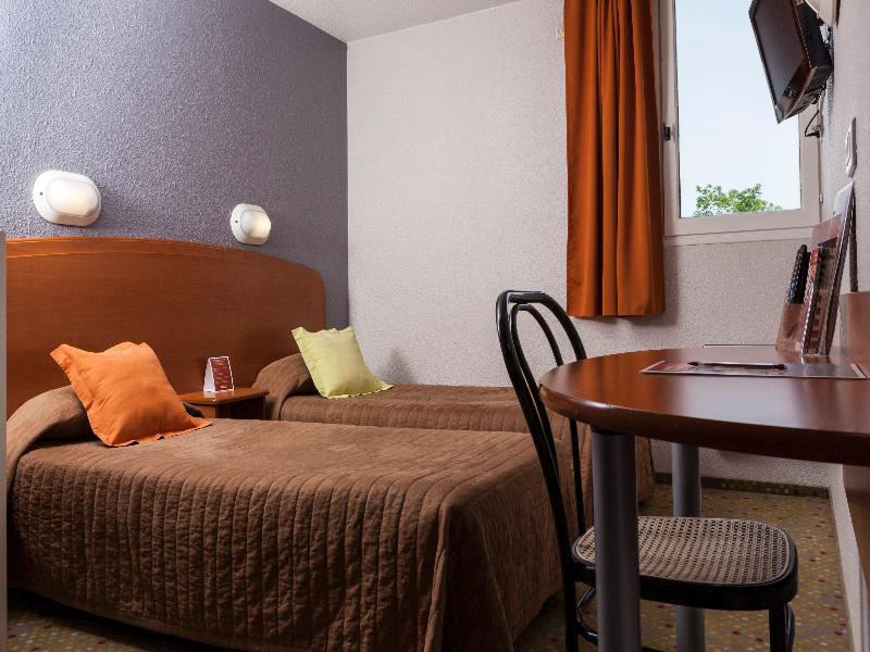 Brit Hotel Essentiel Tours Nord Εξωτερικό φωτογραφία