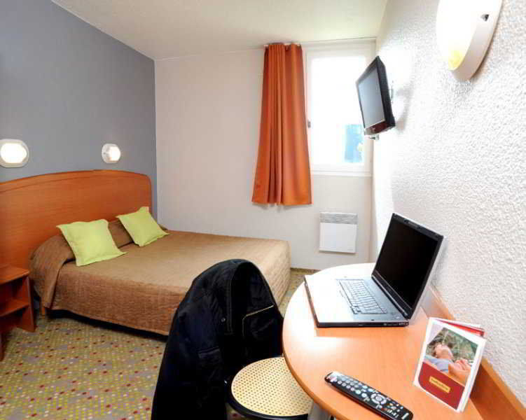 Brit Hotel Essentiel Tours Nord Εξωτερικό φωτογραφία