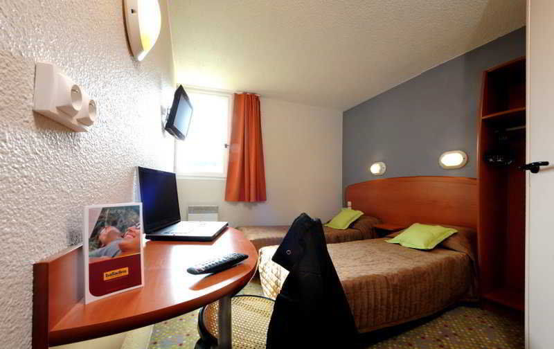 Brit Hotel Essentiel Tours Nord Εξωτερικό φωτογραφία