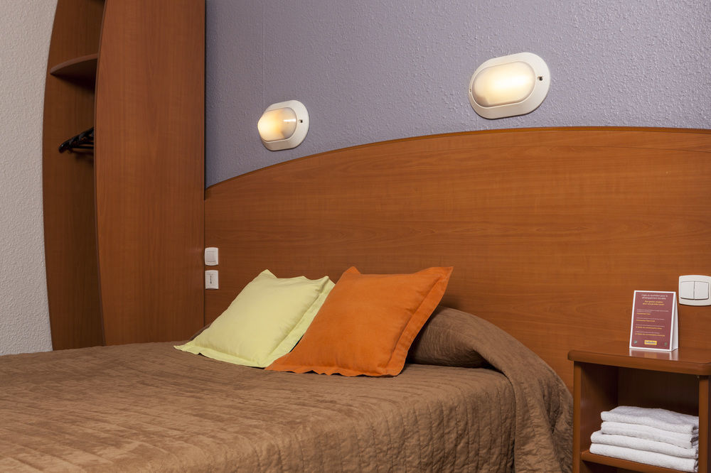 Brit Hotel Essentiel Tours Nord Εξωτερικό φωτογραφία