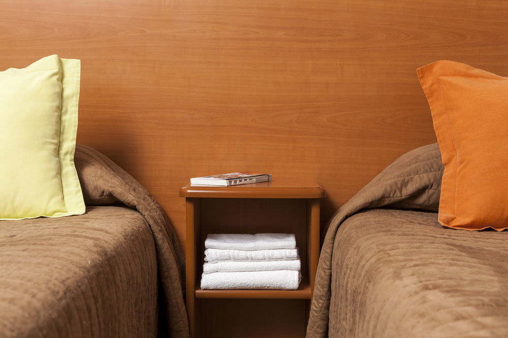 Brit Hotel Essentiel Tours Nord Εξωτερικό φωτογραφία